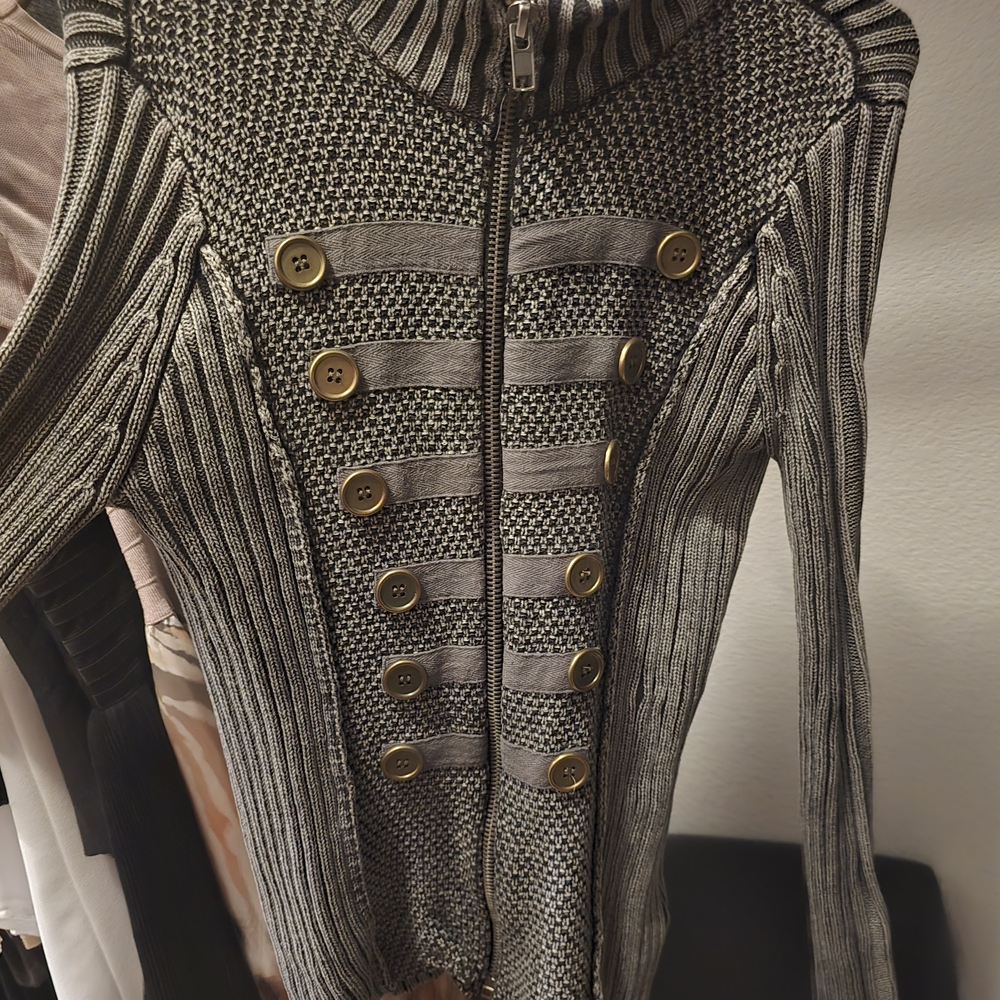 Jessica Simpson Gray Buttoned Turtleneck Sweater